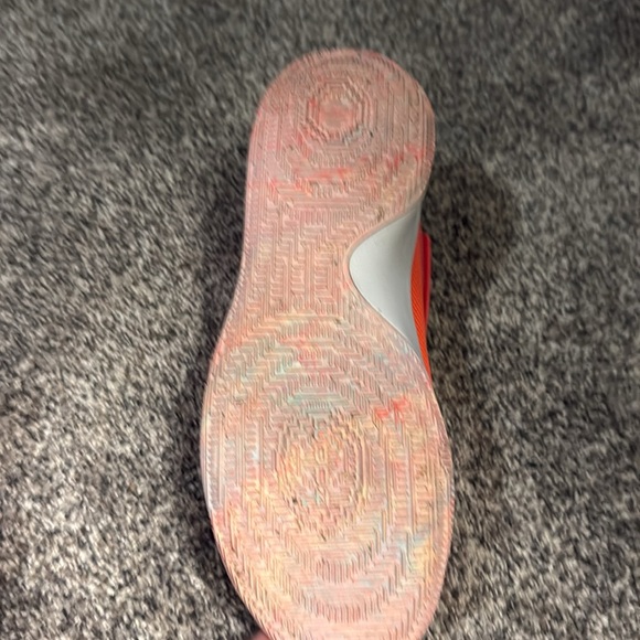 Nike shoes size 12 rose color wore once - Picture 4 of 5